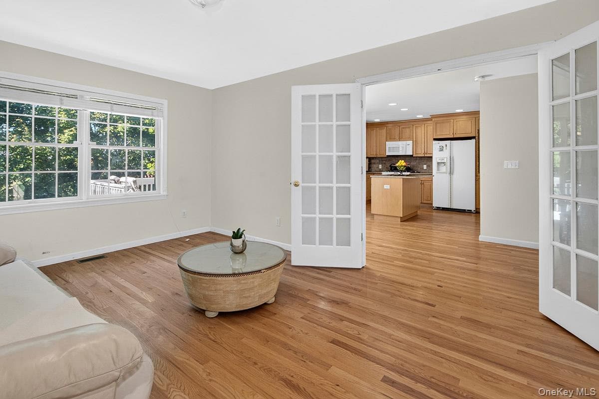 41 Mount Morris Avenue thumbnail 10