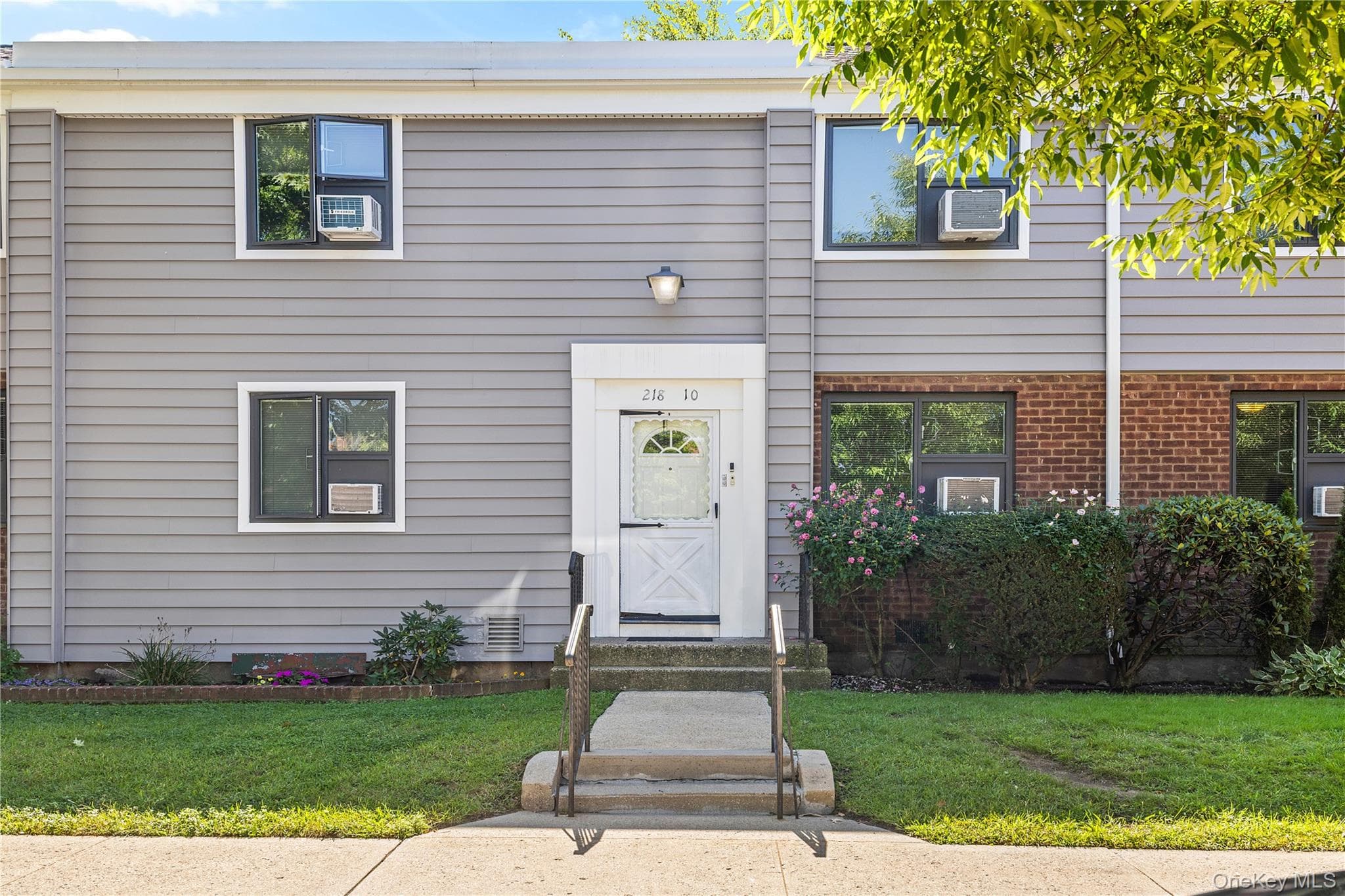 218-10 67th Avenue Unit: Lower thumbnail 2