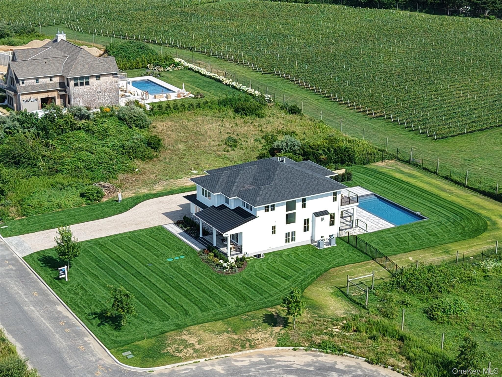 1135 Wildberry Lane thumbnail 43