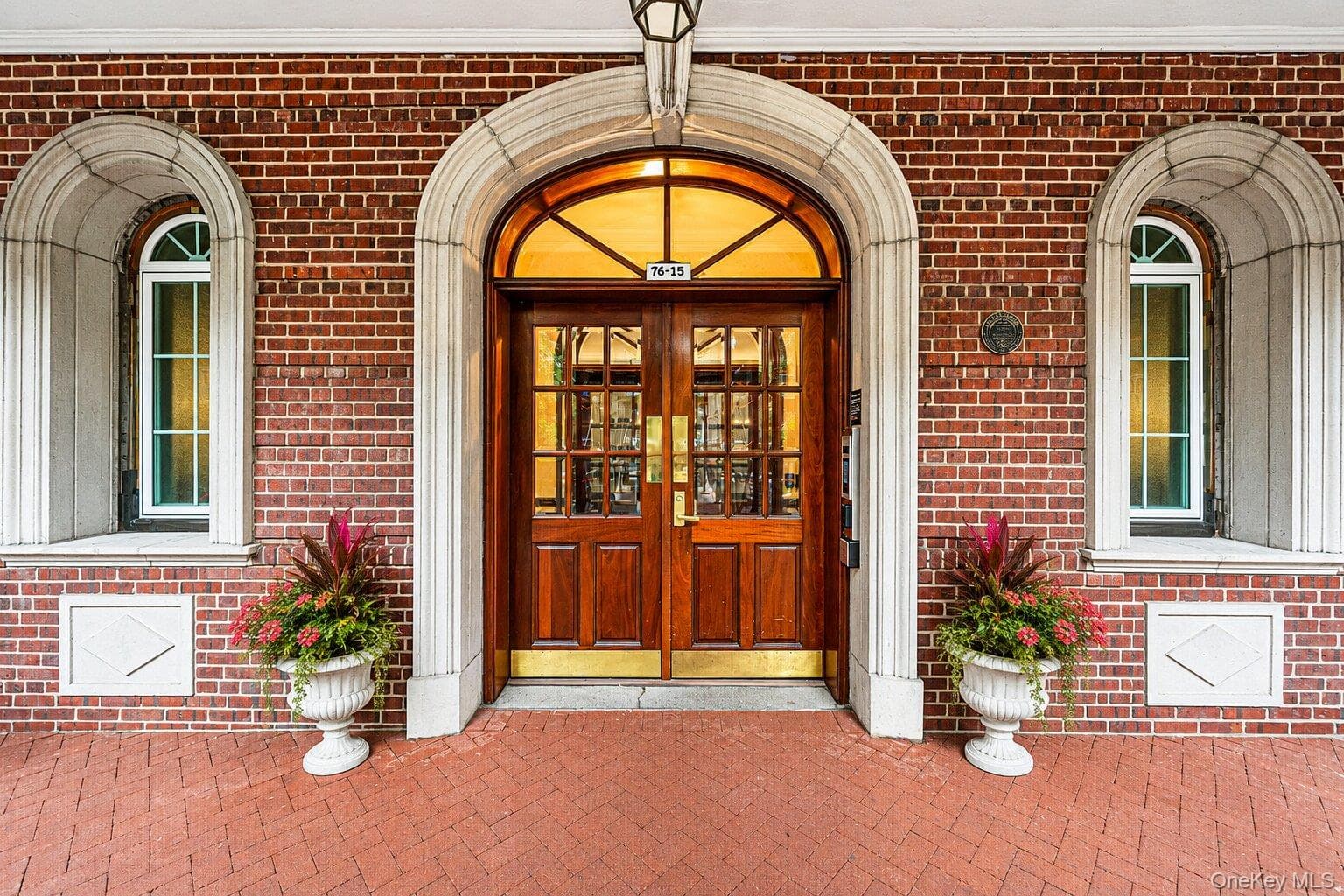 7615 35th Avenue Unit: 4E, Jackson Heights