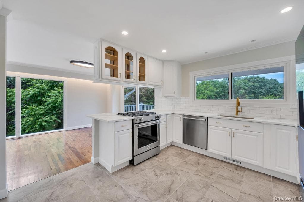3 Beach Plum Drive thumbnail 11