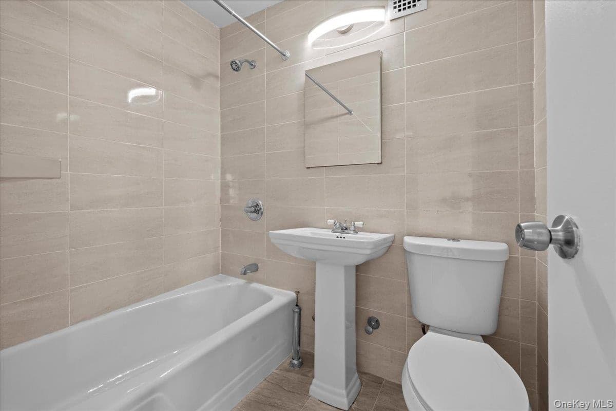 1725 Edison Avenue Unit: 5D thumbnail 6