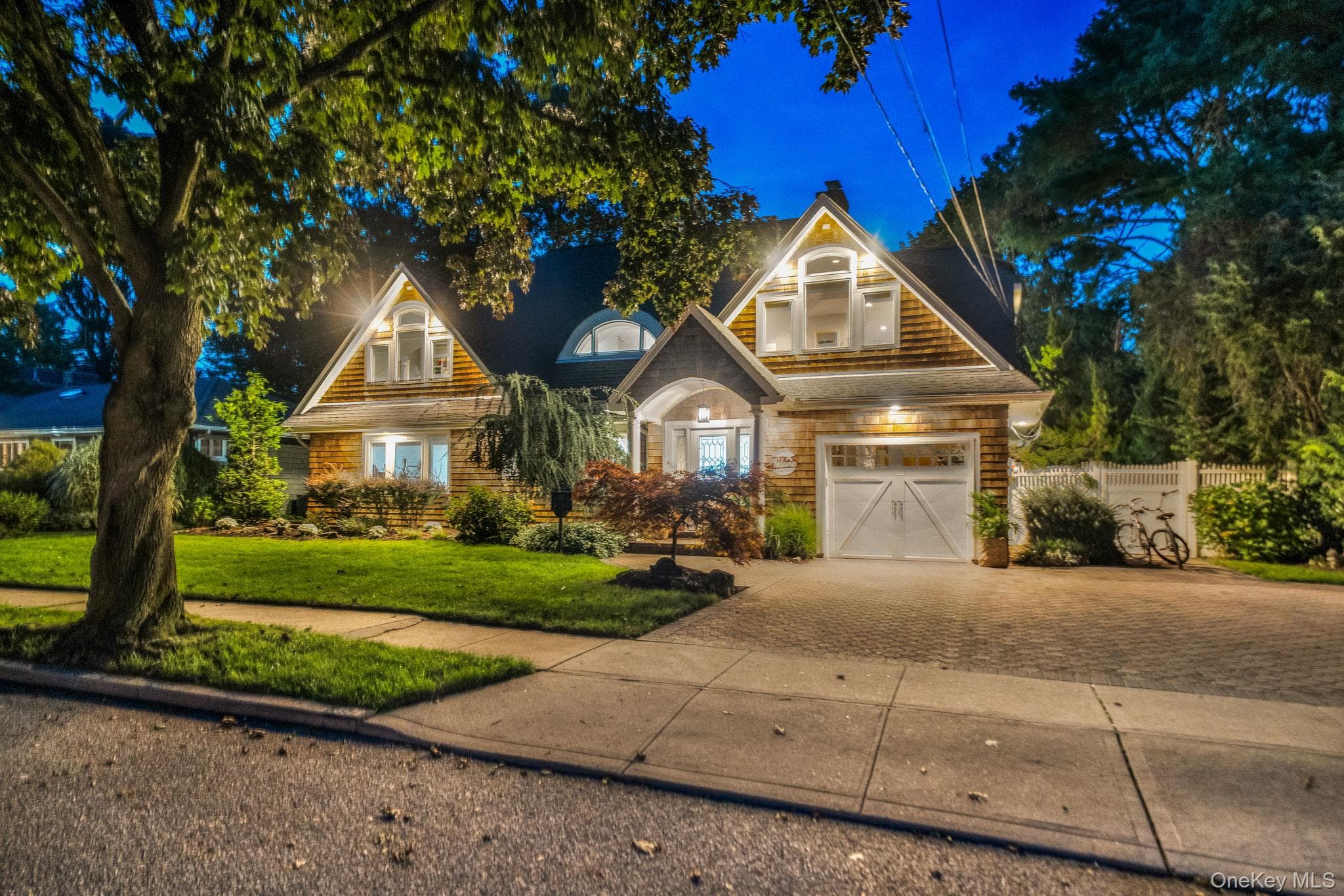 3529 Stratford Road thumbnail 2