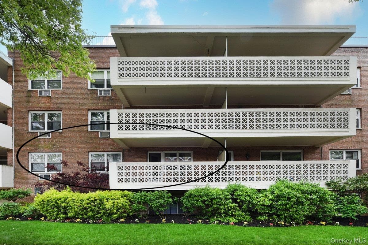 50 Hill Park Avenue Unit: 1-L thumbnail 3