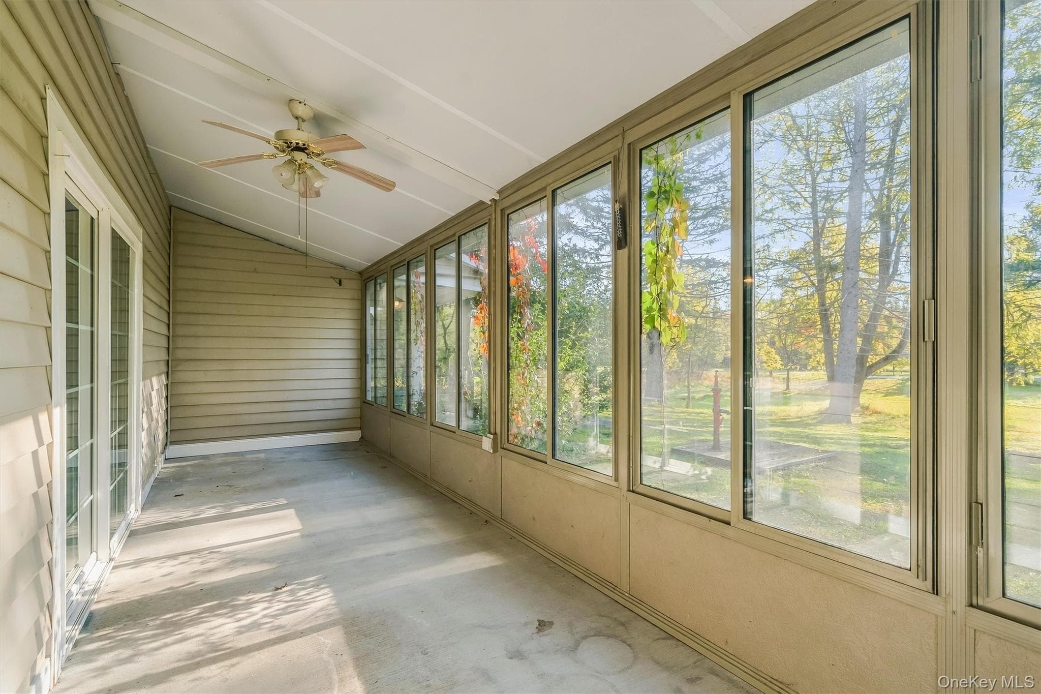 261 Van Keuren Avenue thumbnail 11
