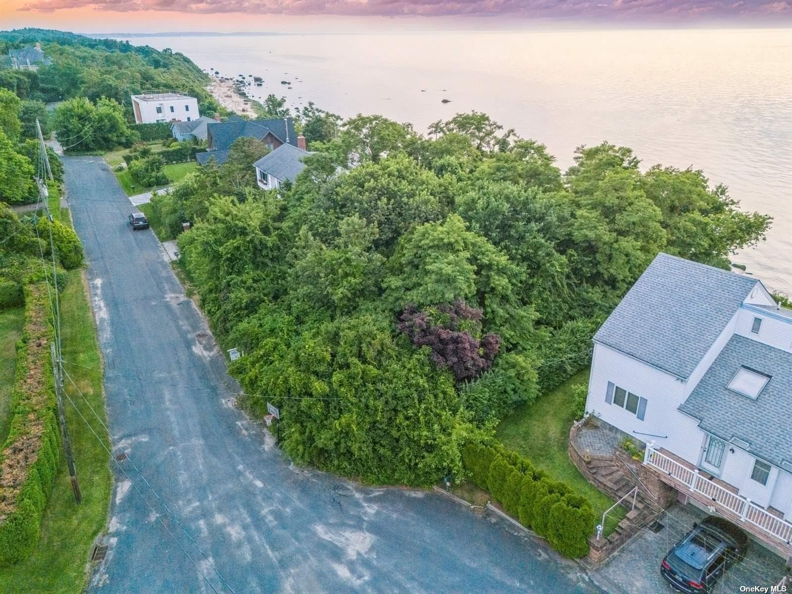 895 Glen Court thumbnail 7
