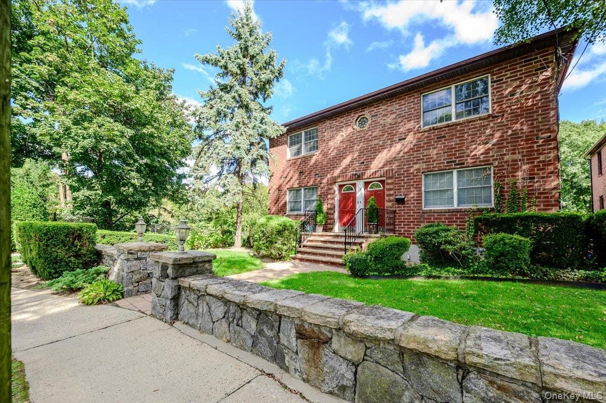 77 W Devonia Avenue thumbnail 22
