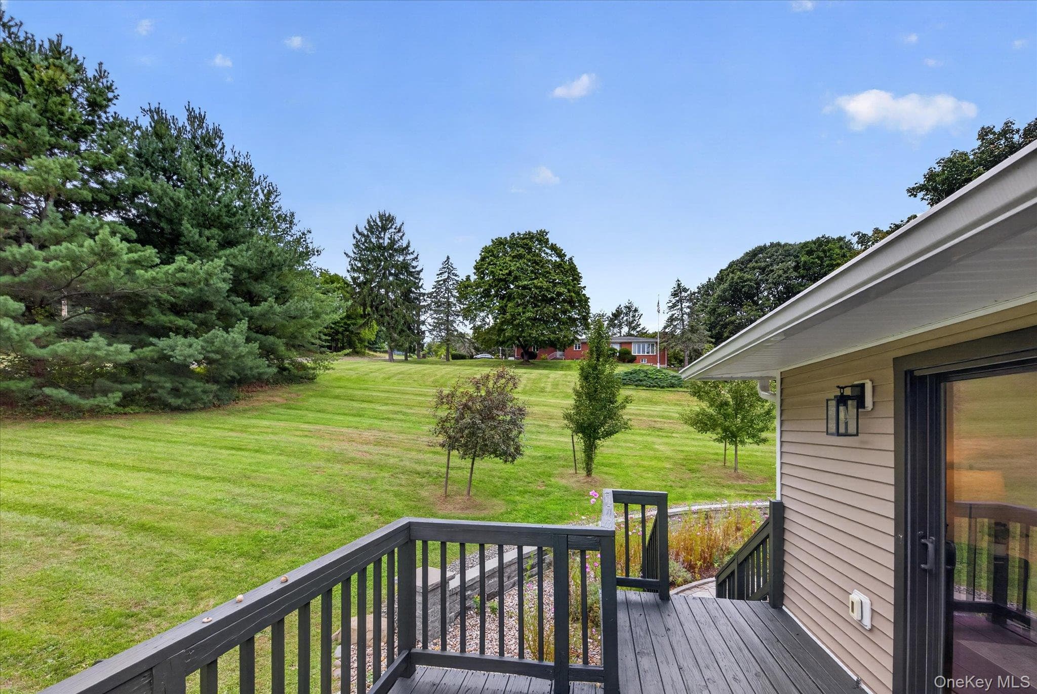 221 Highland Avenue thumbnail 30