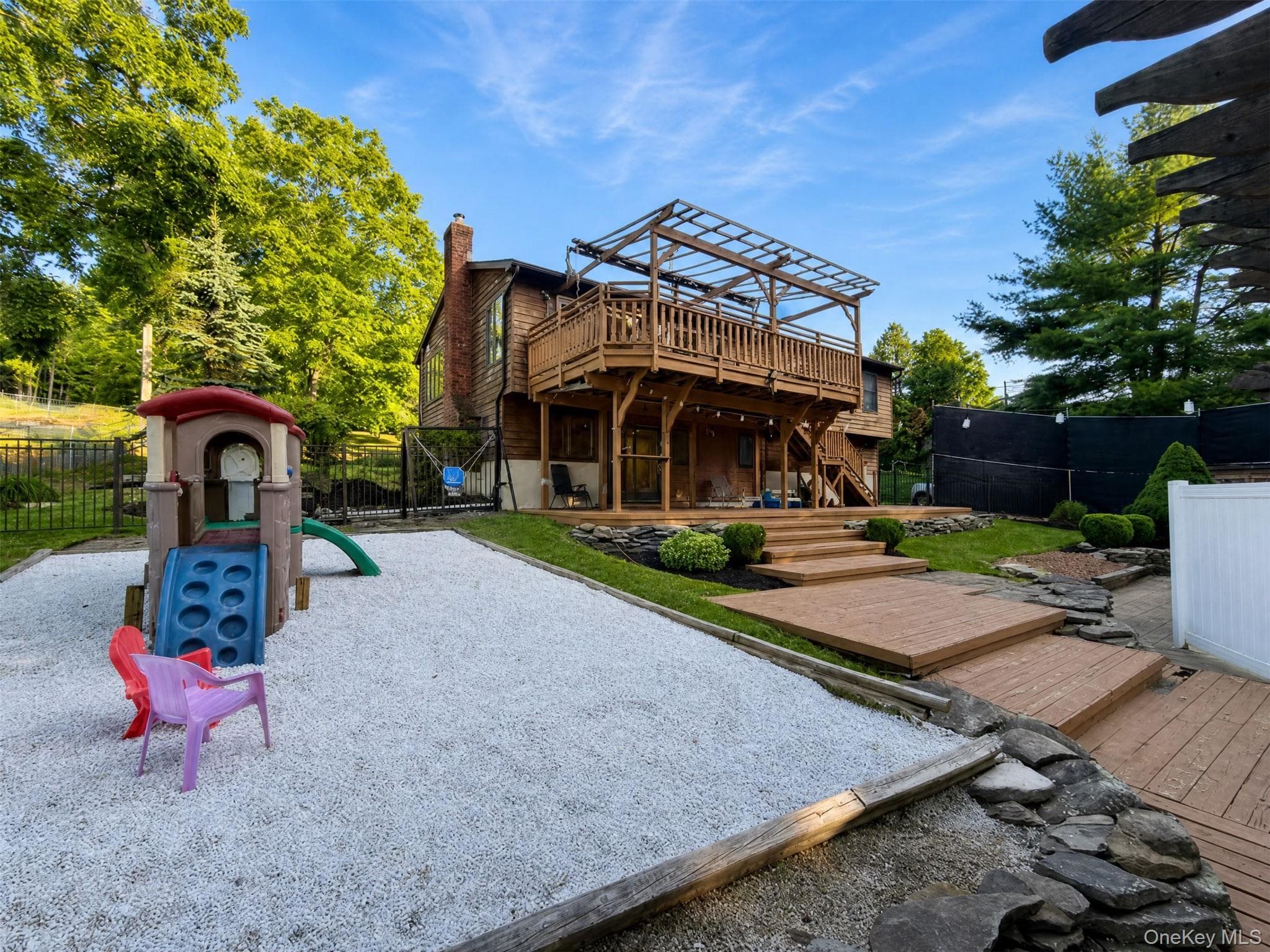15 Arlington Drive thumbnail 46