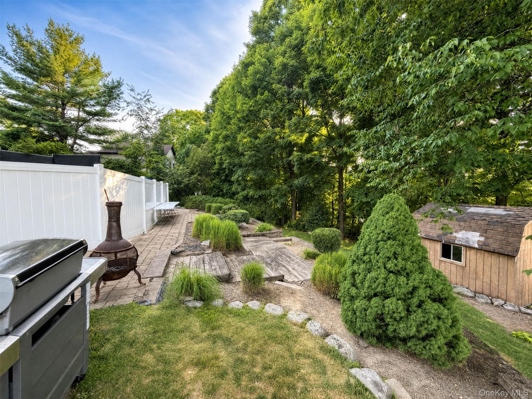 15 Arlington Drive thumbnail 37