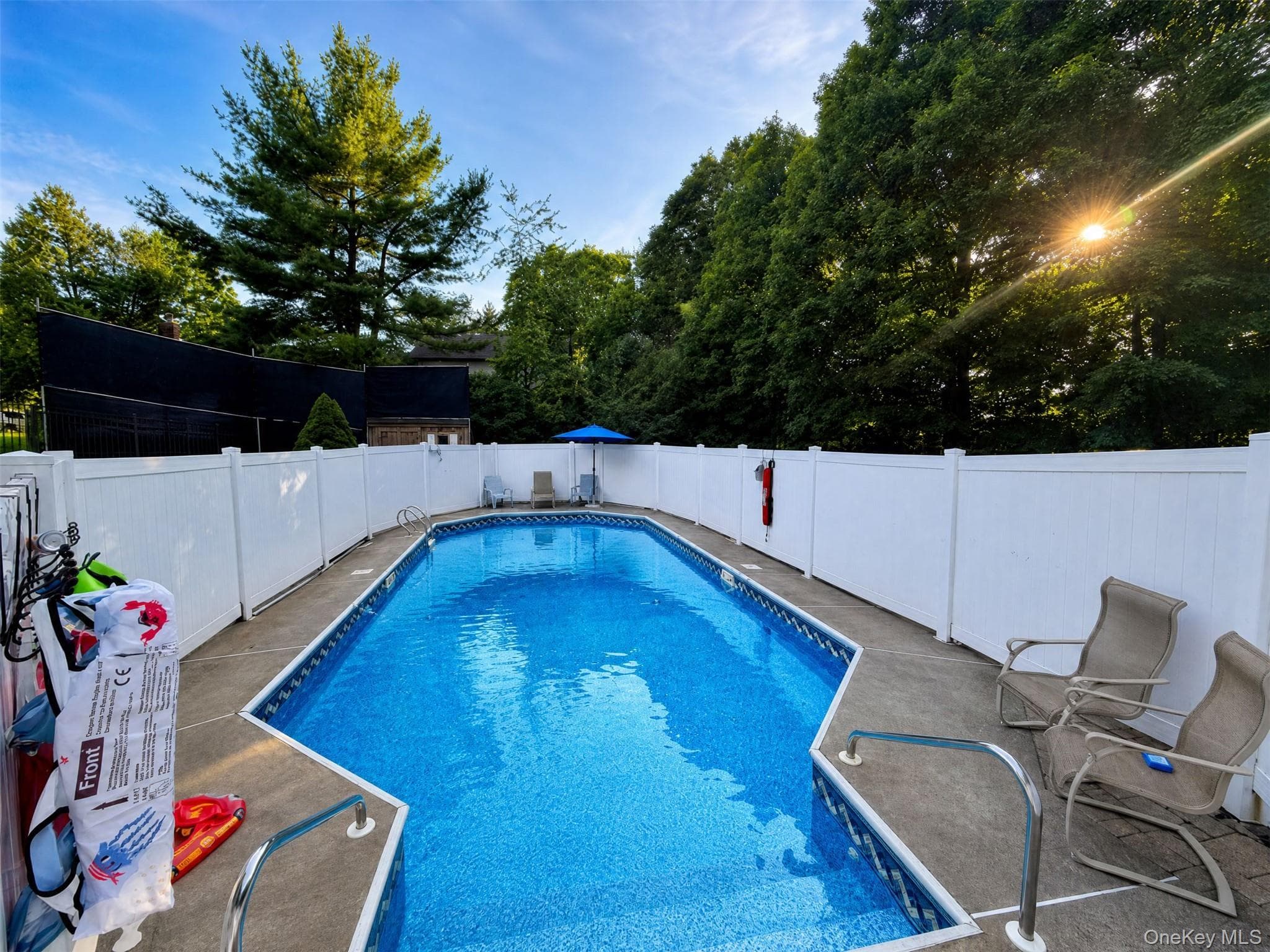 15 Arlington Drive thumbnail 43