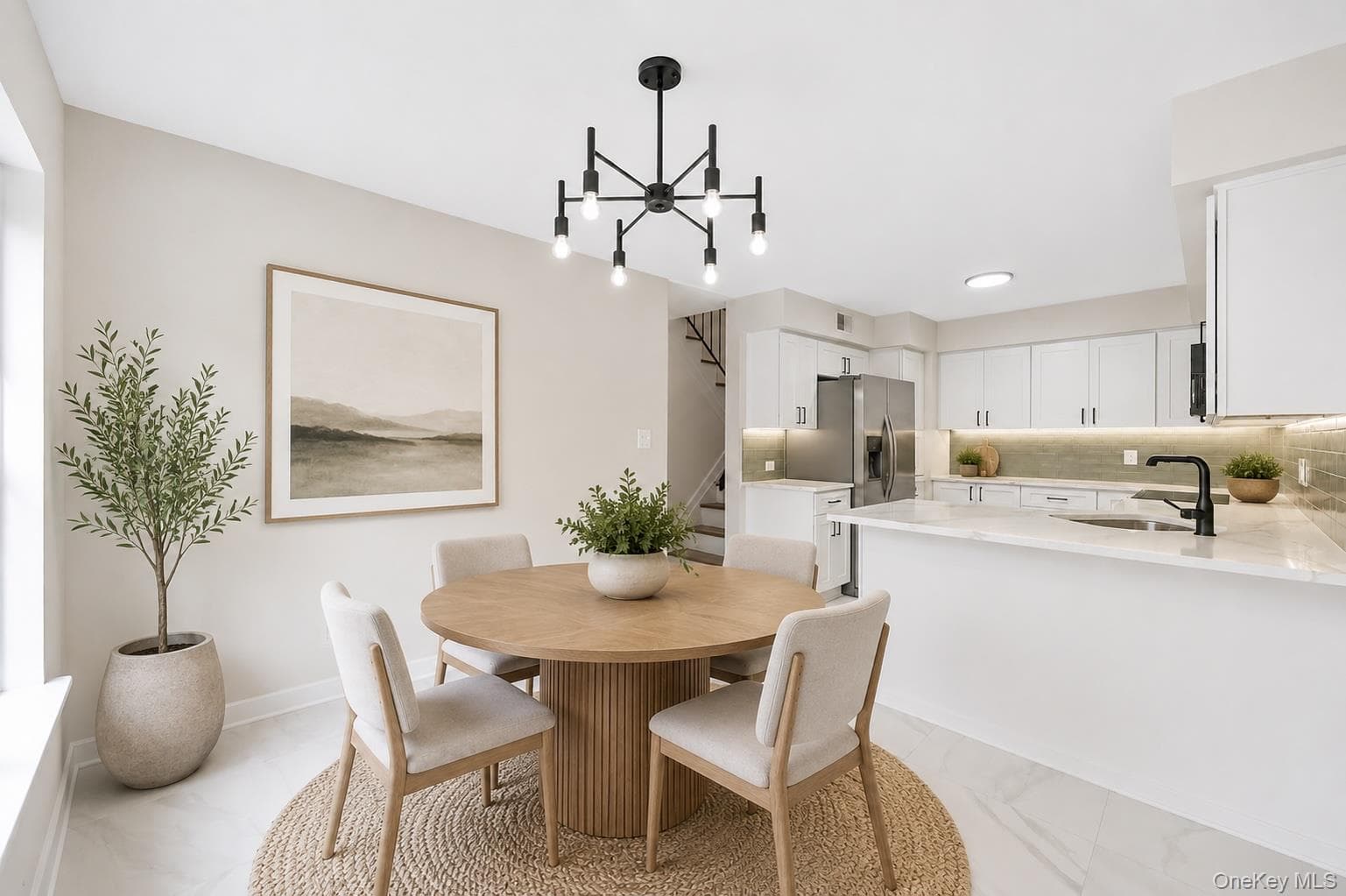 95 Windsor Gate Drive thumbnail 14