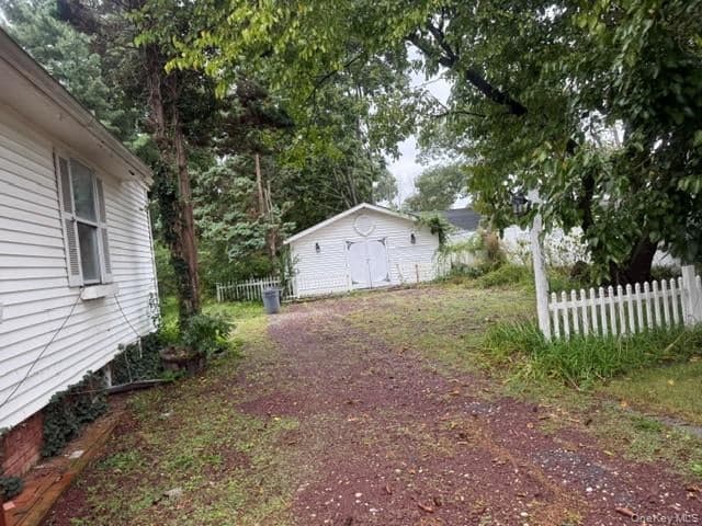 2408 Pine Avenue thumbnail 15