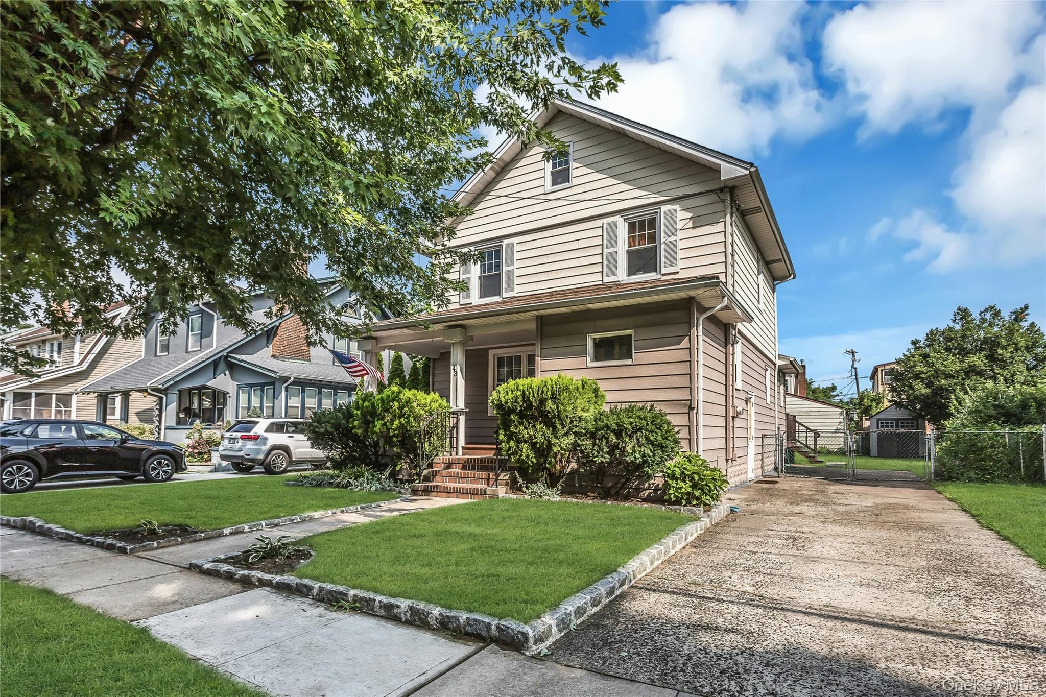 43 Elm Street, Lynbrook