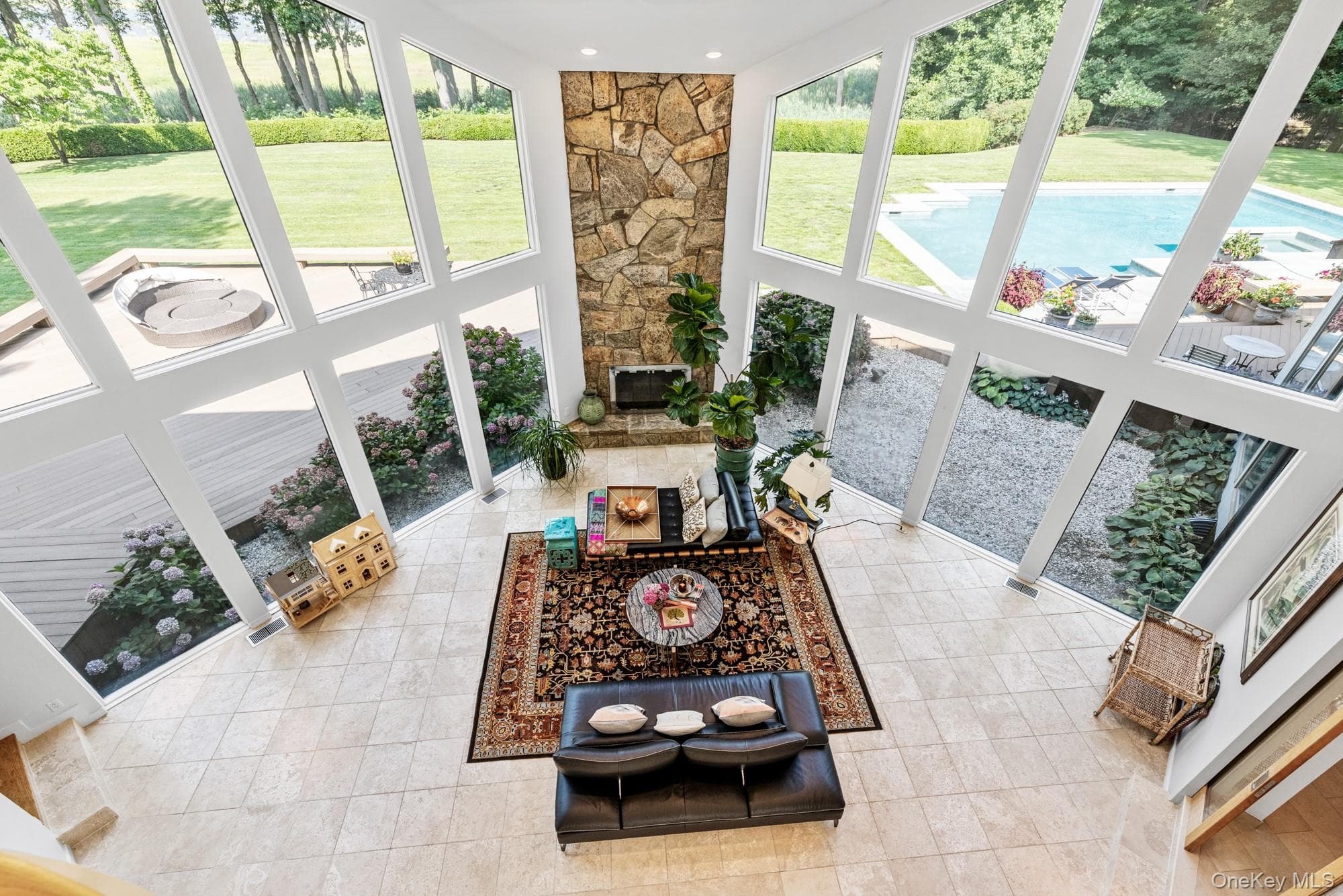 8 Mill Pond Lane thumbnail 18