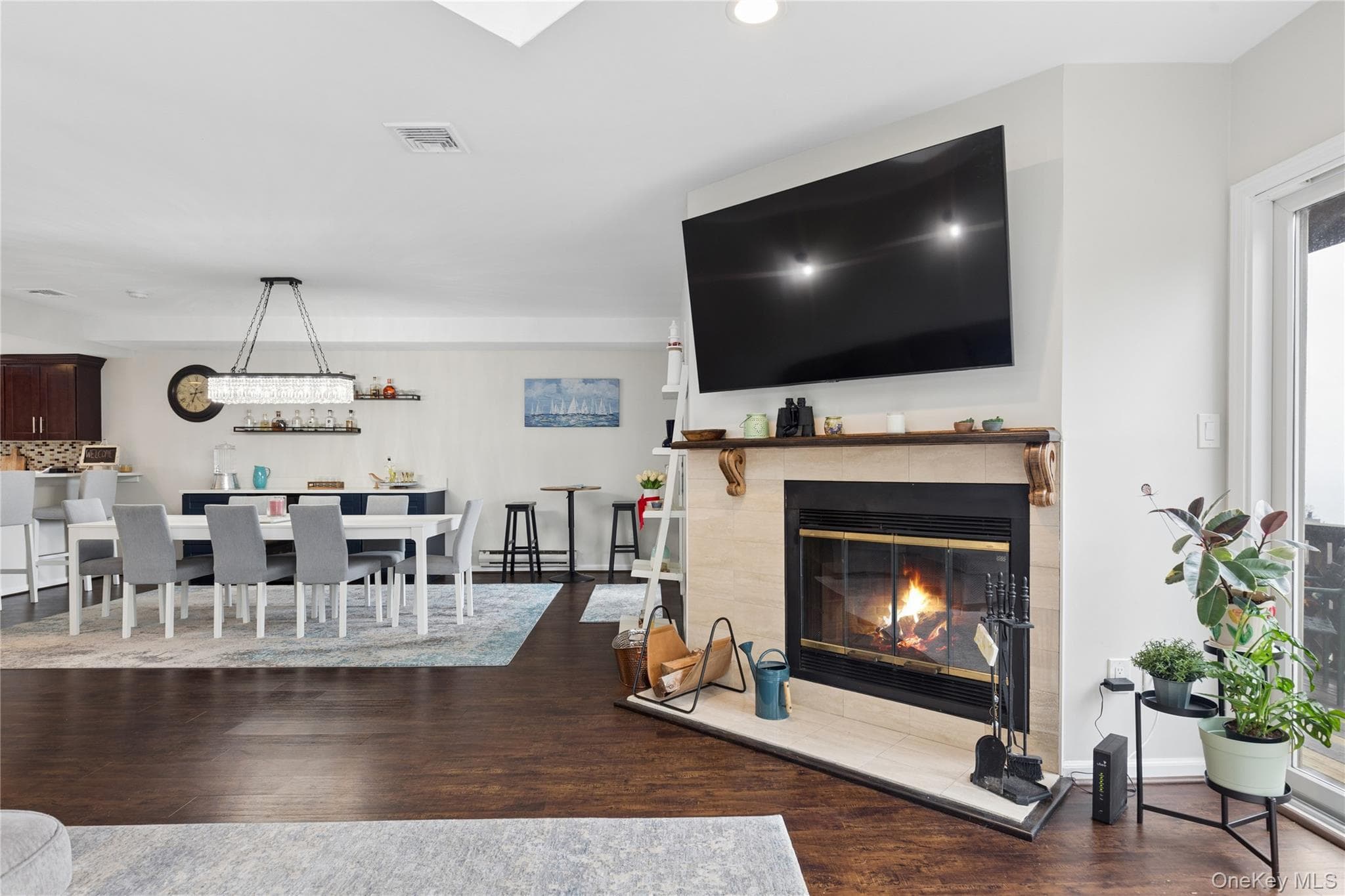 103 Fox Hill Drive thumbnail 5