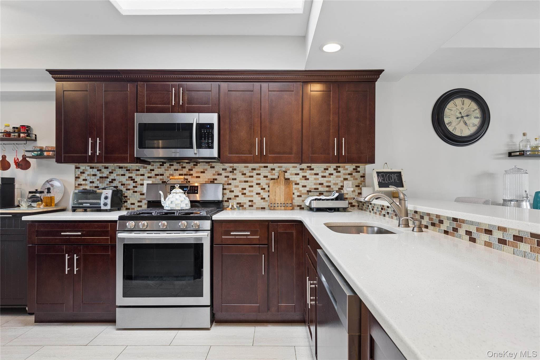 103 Fox Hill Drive thumbnail 9