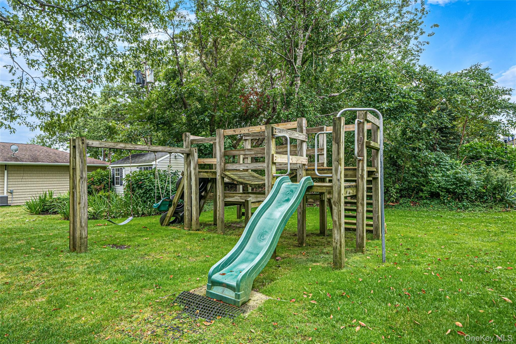 103 Fox Hill Drive thumbnail 34