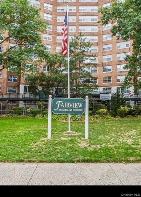 61-20 Grand Central Parkway Unit: A900, Forest Hills