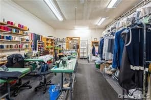 96 Maple Avenue thumbnail 4