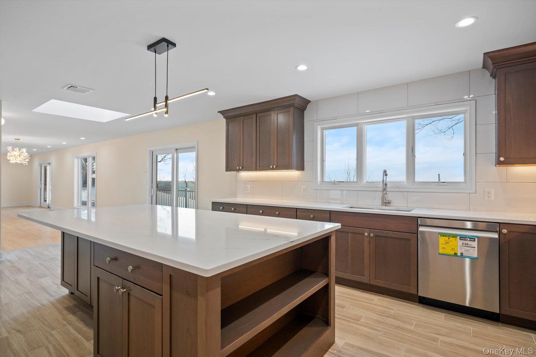43 Waterview Drive thumbnail 11