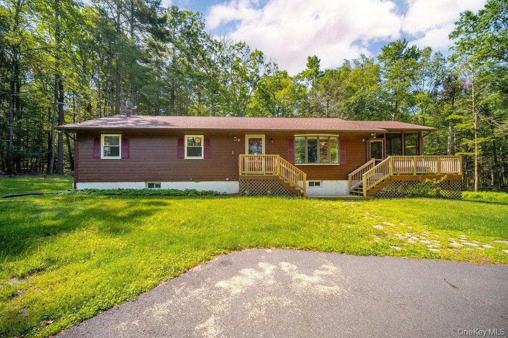 132 Proctor Road, Eldred