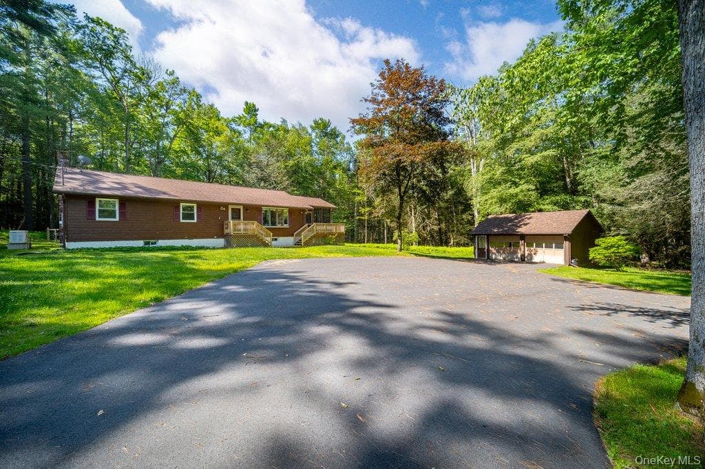 132 Proctor Road thumbnail 2