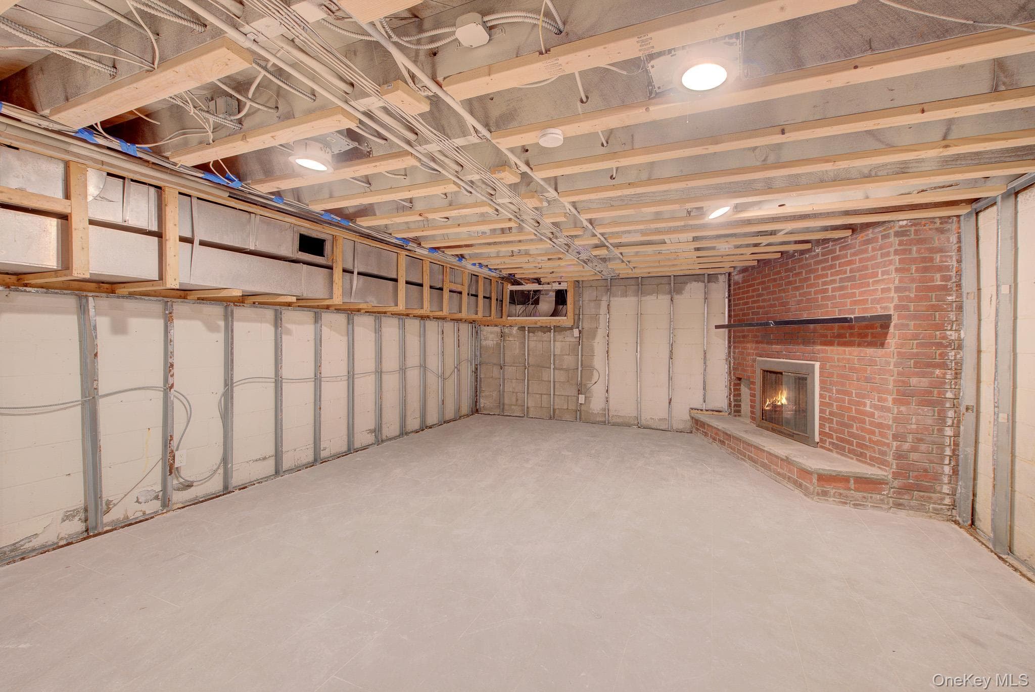 549 Woodbury Road thumbnail 37