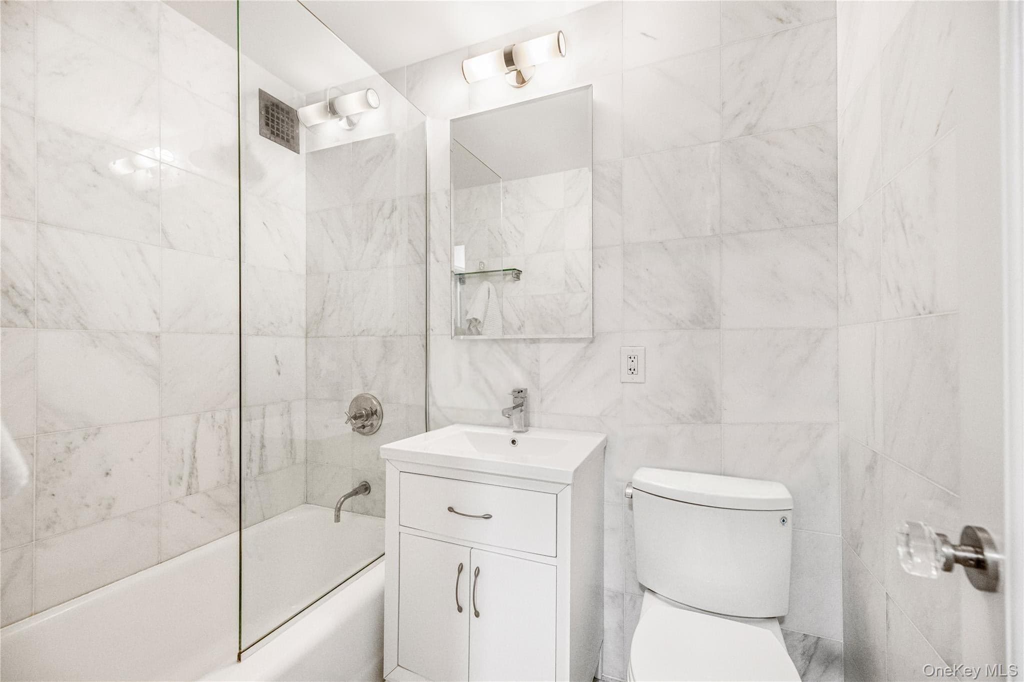 2390 Palisade Avenue Unit: 2B thumbnail 12