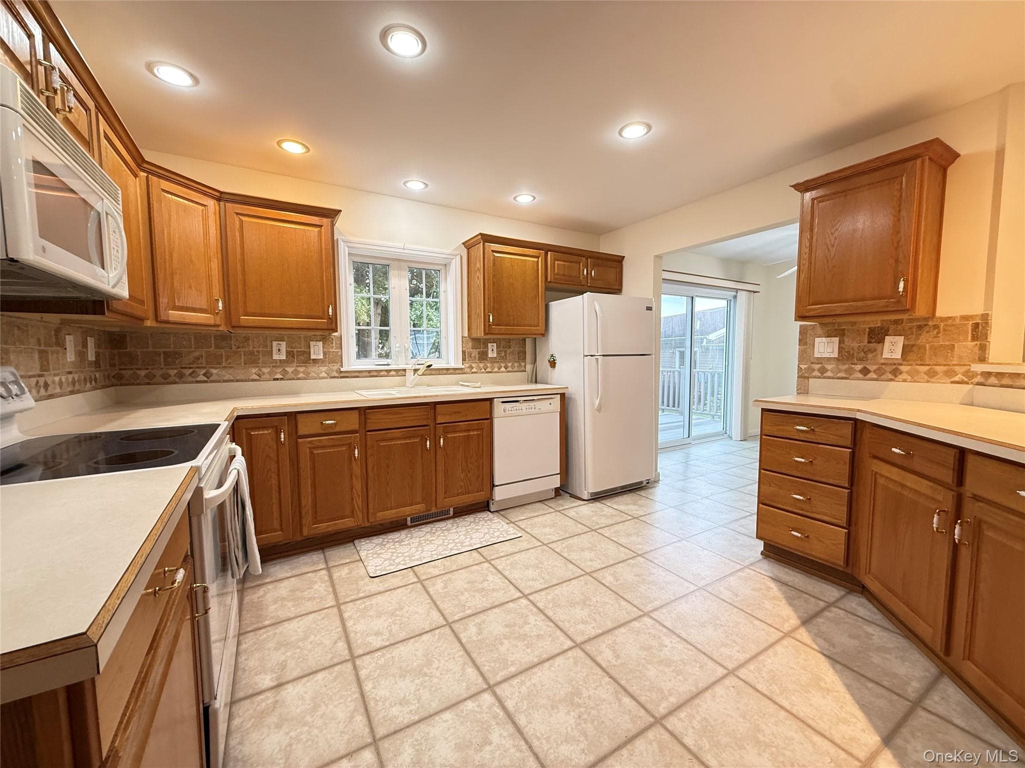 1407 Middle Road Unit: 271 thumbnail 12