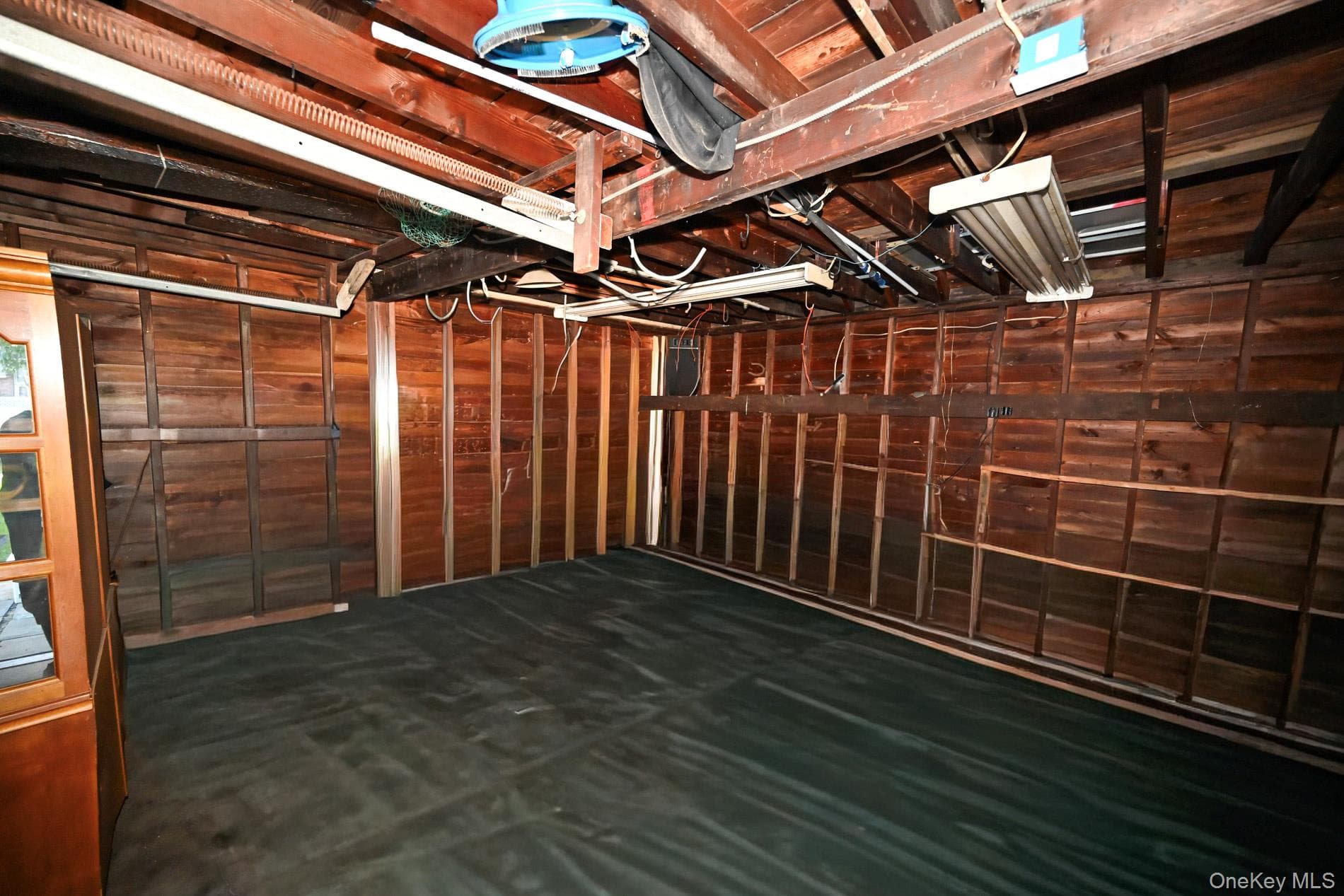 2297 Girard Place thumbnail 28