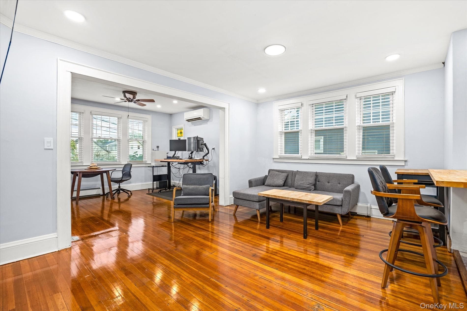 42 N Corona Avenue thumbnail 9