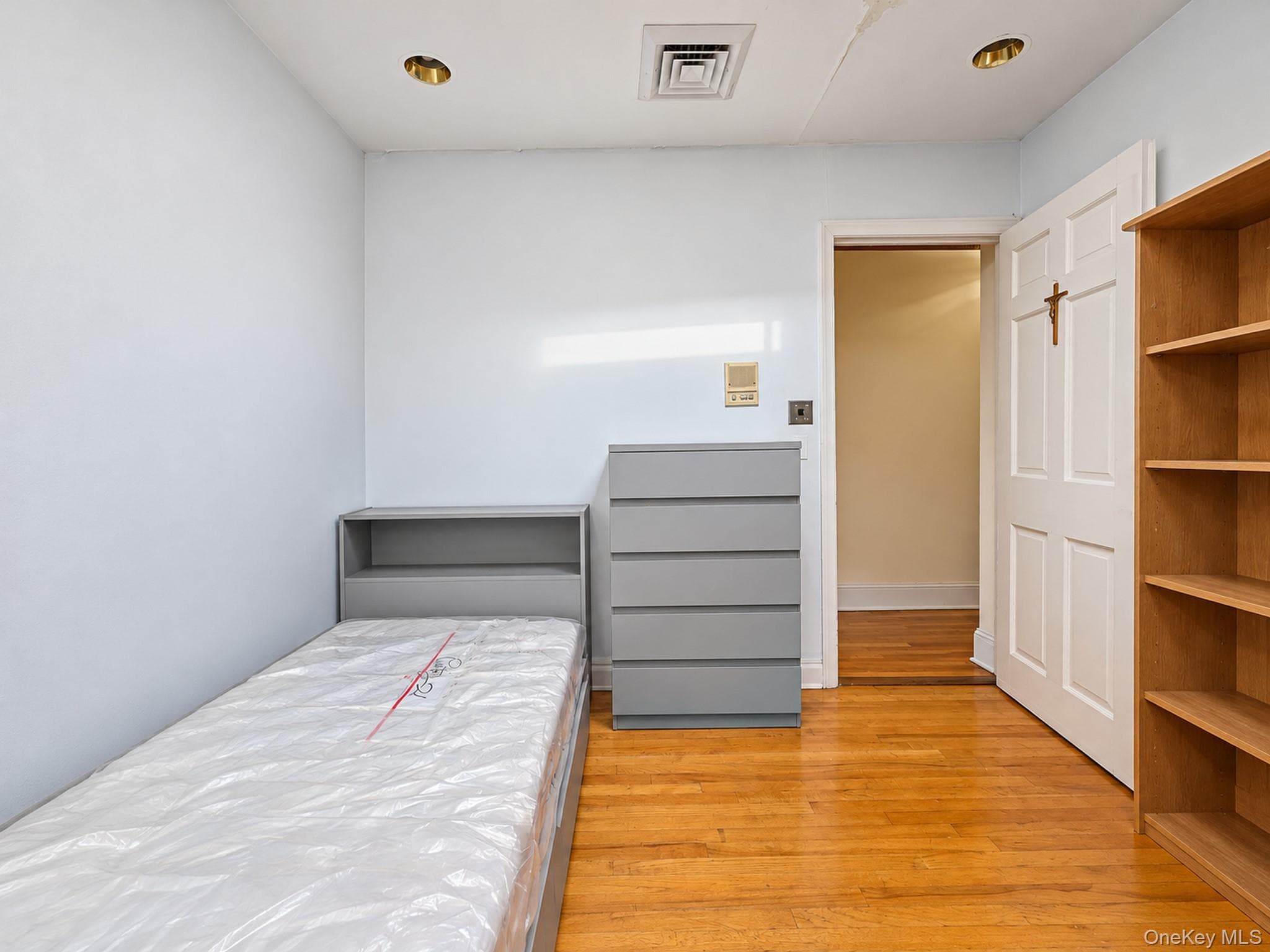 9806 Fort Hamilton Parkway thumbnail 11