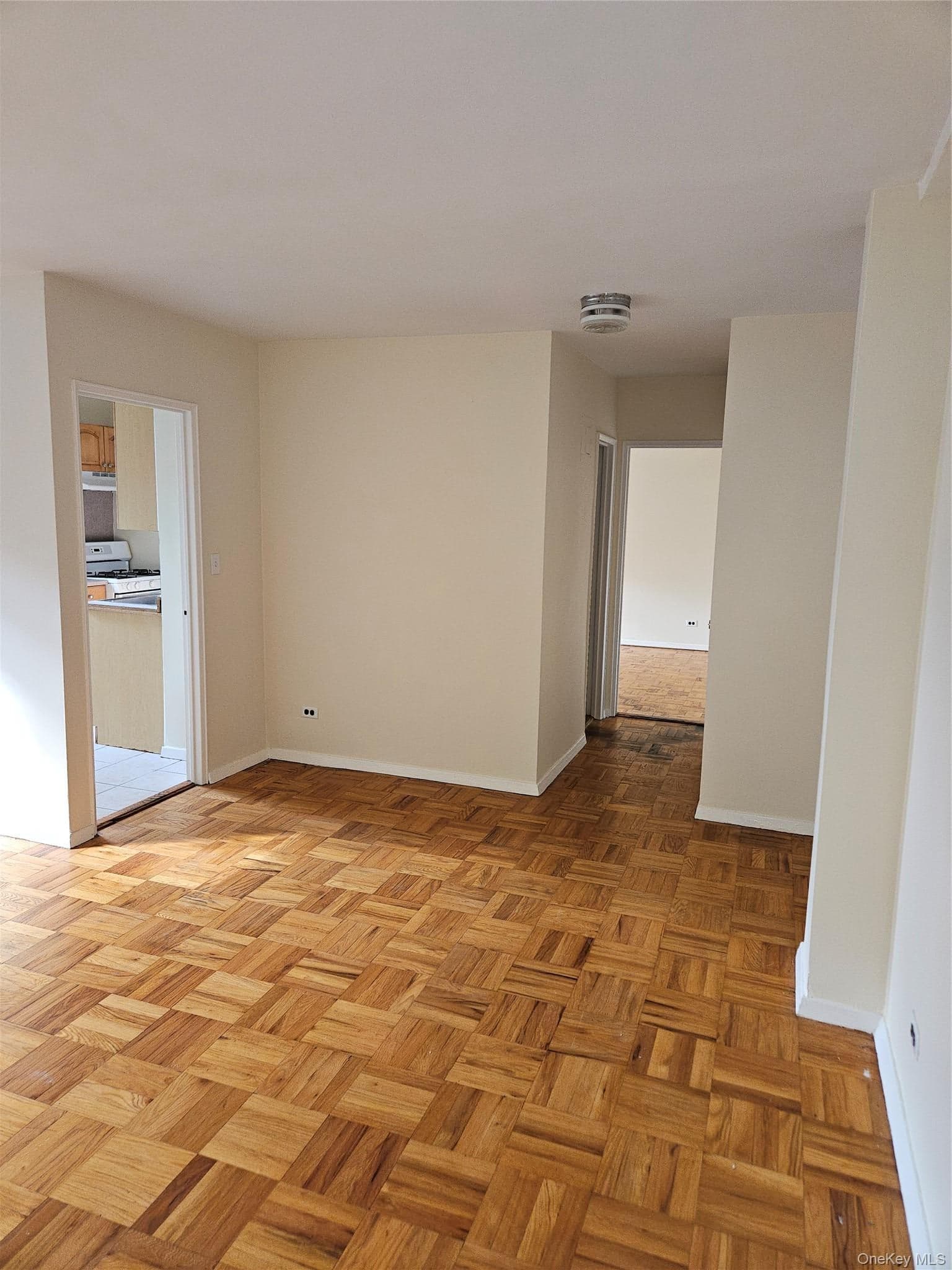 5500 Fieldston Drive Unit: 4ii thumbnail 5