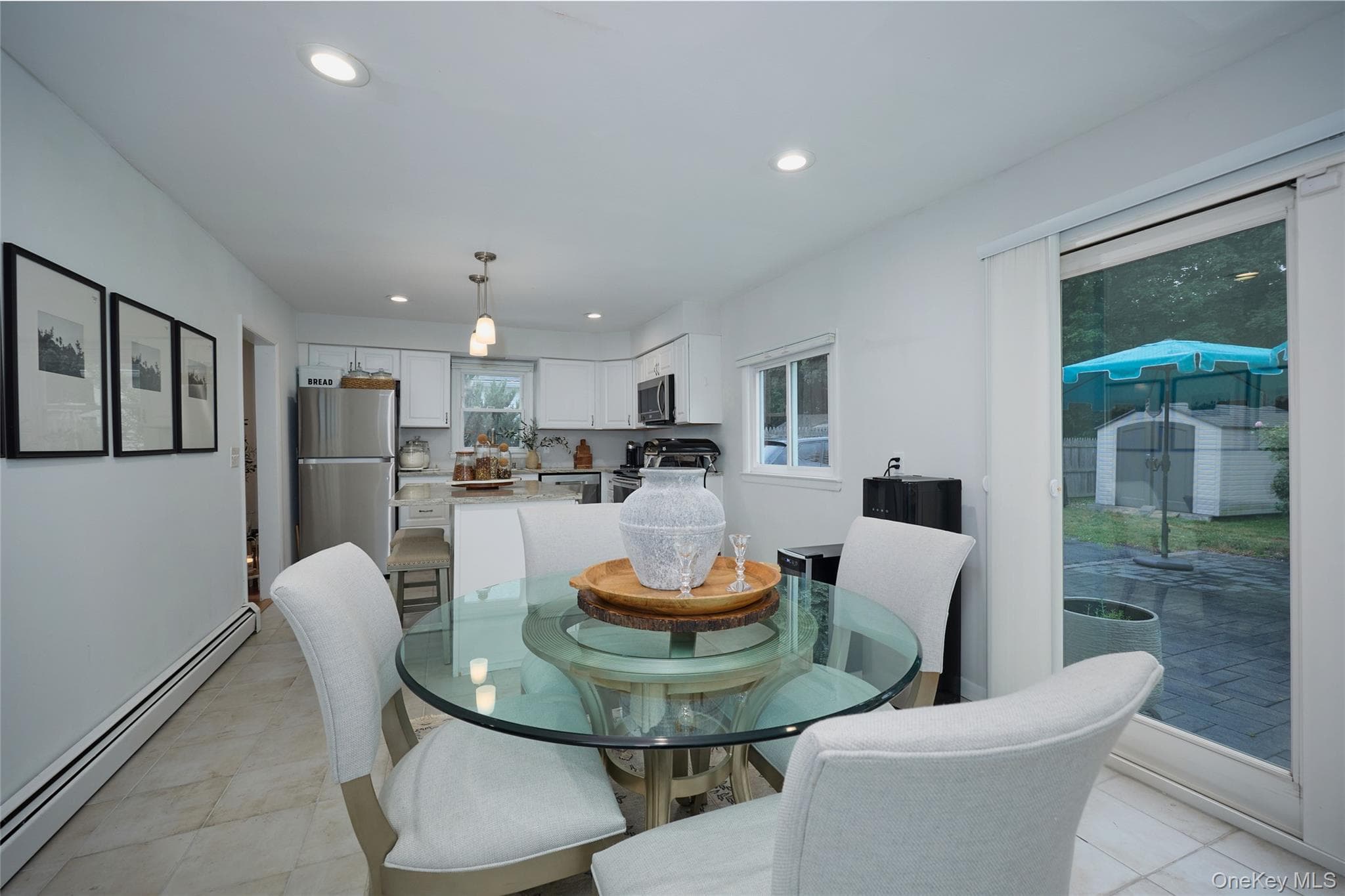 181 N Grand Avenue thumbnail 14