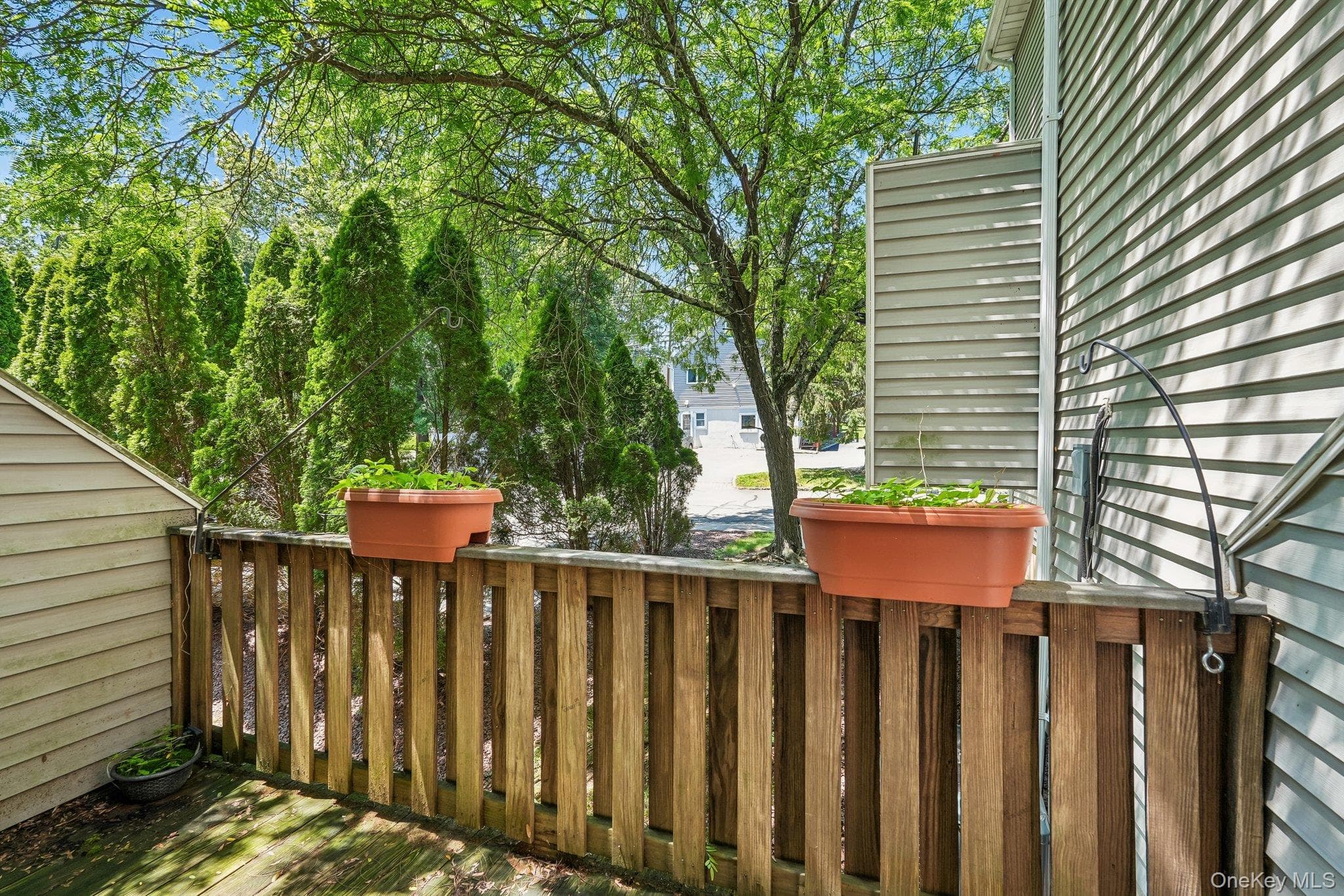 212 Arlington Court thumbnail 33