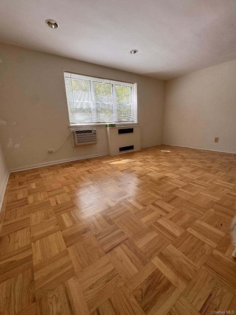 153-25 88th Street Unit: 1N thumbnail 5