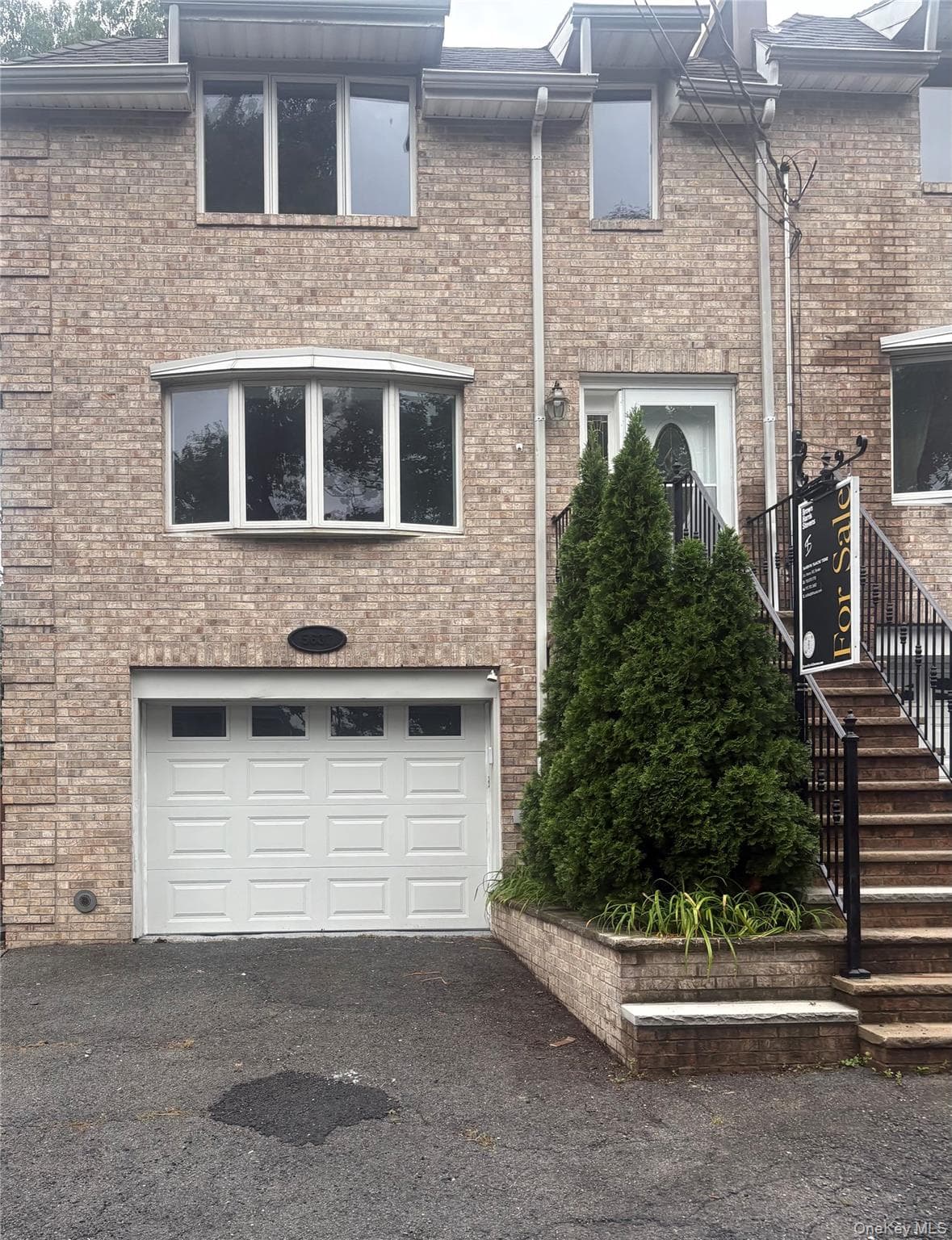 5637 Delafield Avenue thumbnail 2