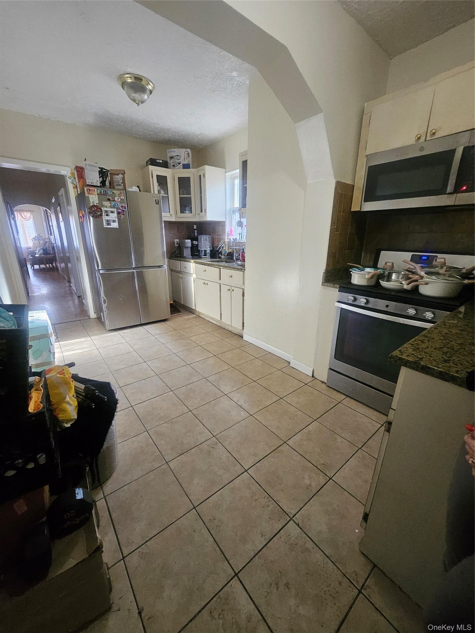3305 Bronxwood Avenue thumbnail 4