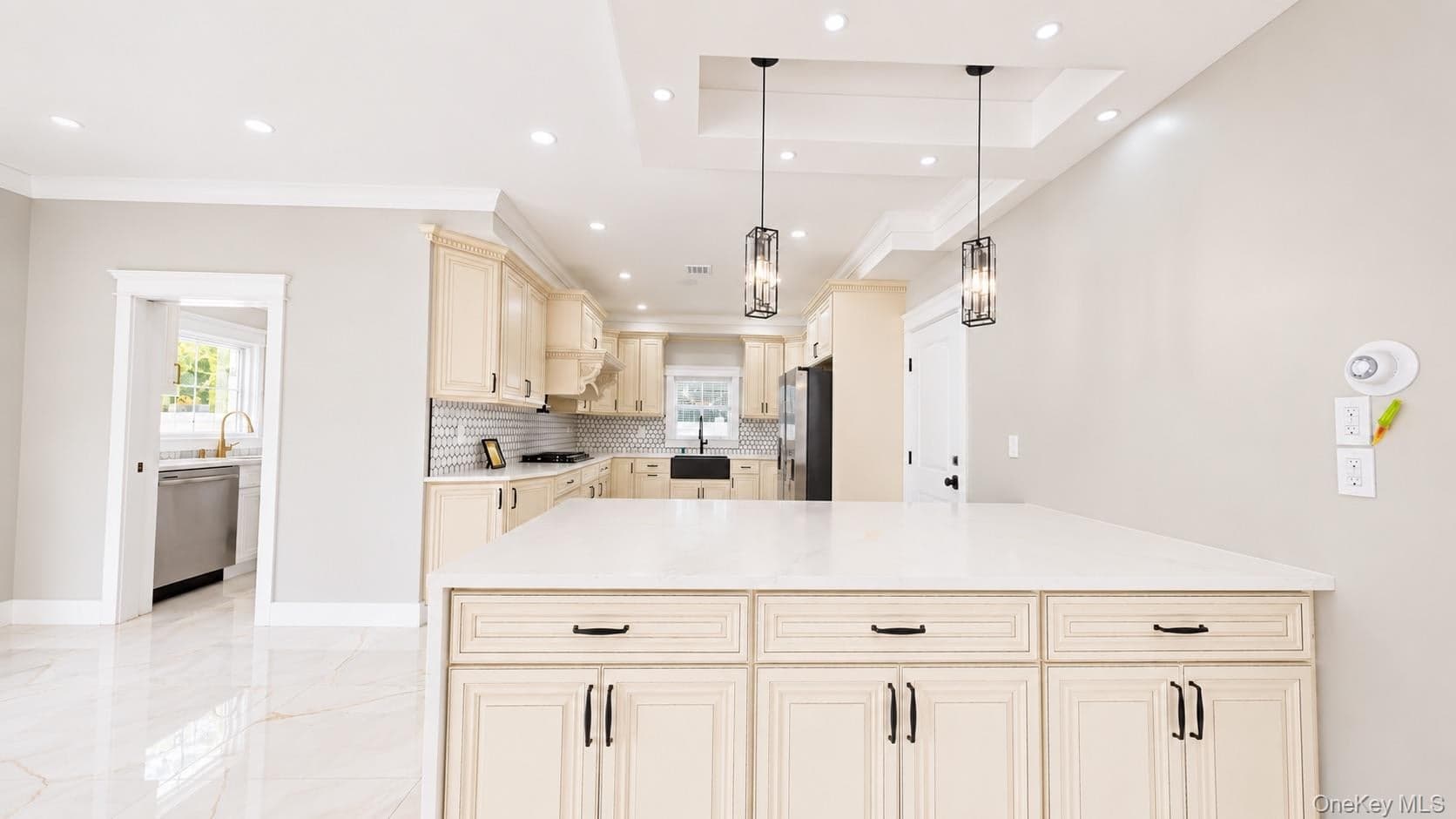 26 Kingston Avenue thumbnail 9