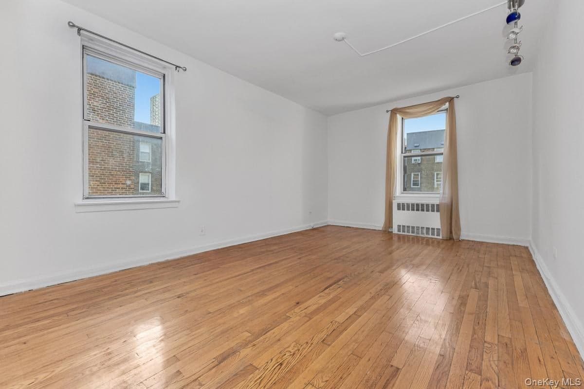 105-25 67th Road Rd Unit: 4A thumbnail 4