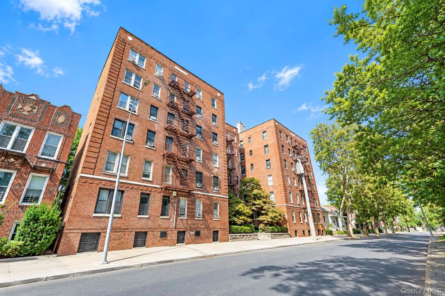 3321 Bruckner Boulevard Unit: 5G thumbnail 3