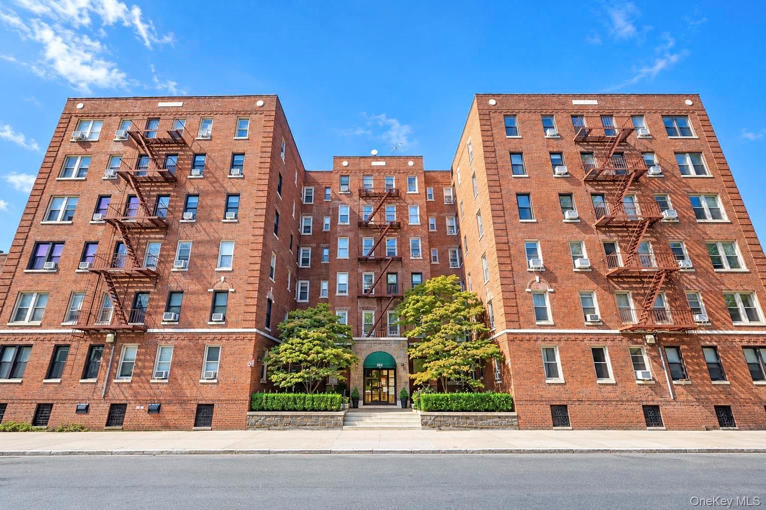 3321 Bruckner Boulevard Unit: 5G thumbnail 2