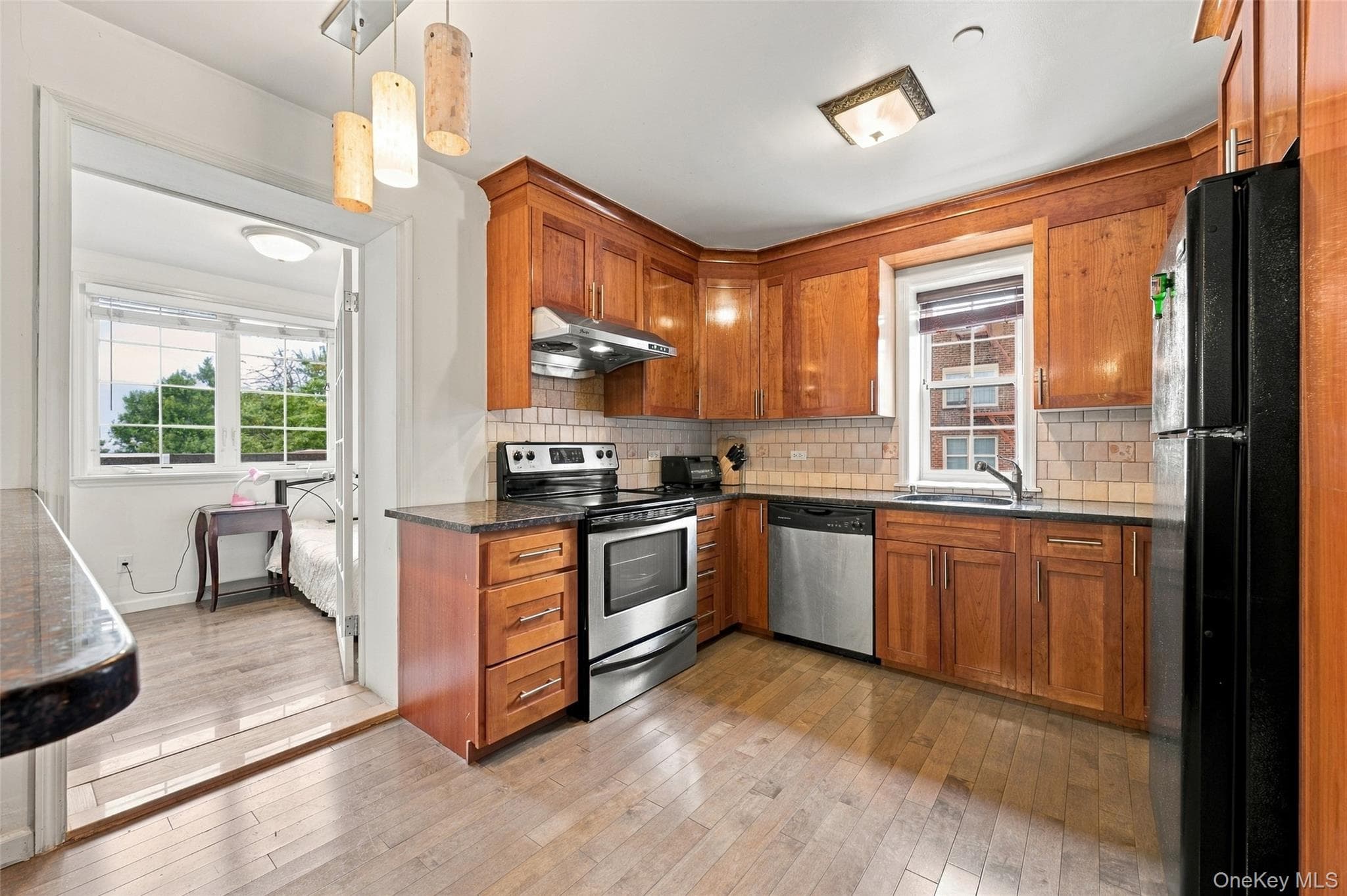 143-36 37th Avenue Unit: 5A thumbnail 11