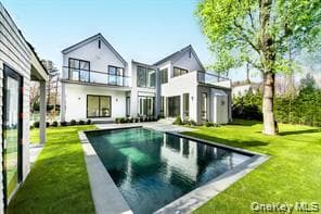 66 Hillside Drive photo 1
