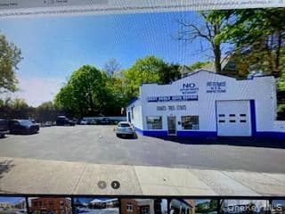 69 Laurel Road, East Northport