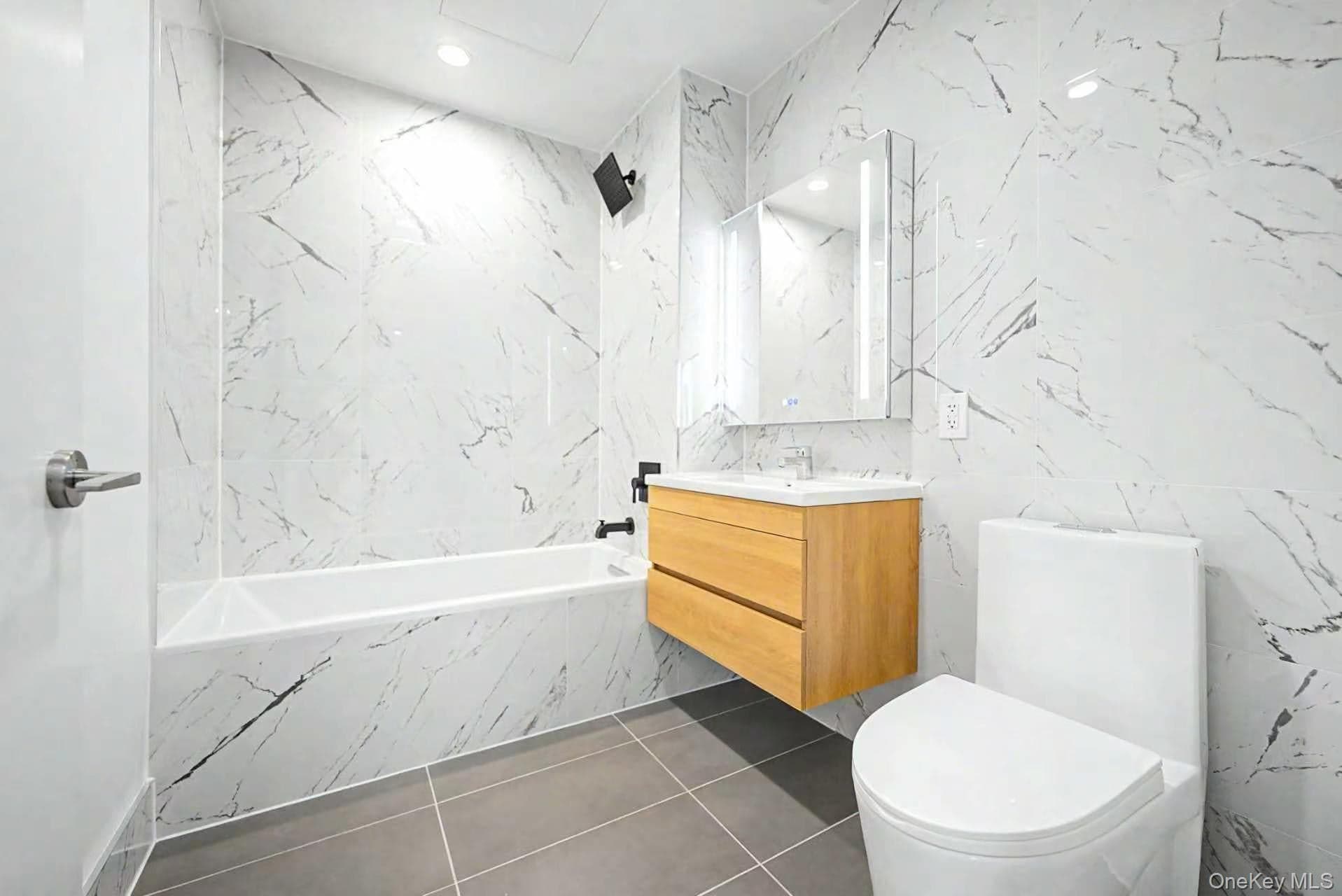 150-02 Northern Boulevard Unit: 6B thumbnail 9