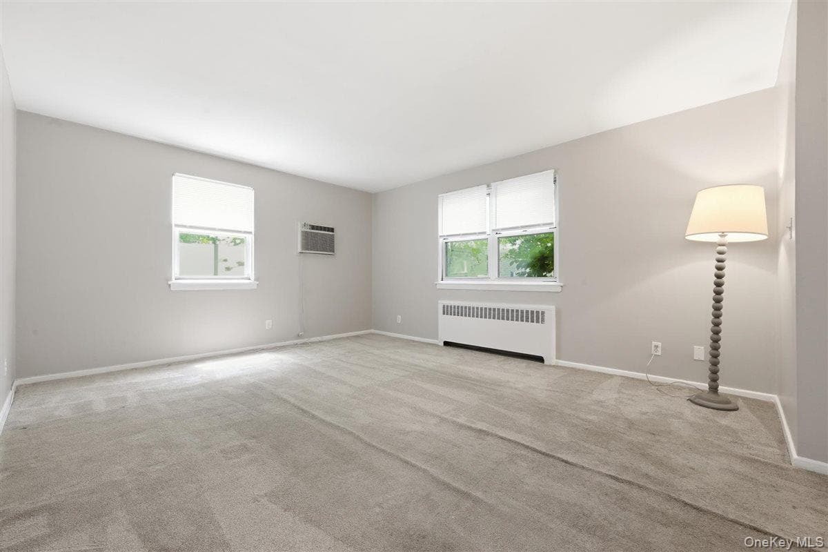 82-75 Langdale Street Unit: 103A thumbnail 7