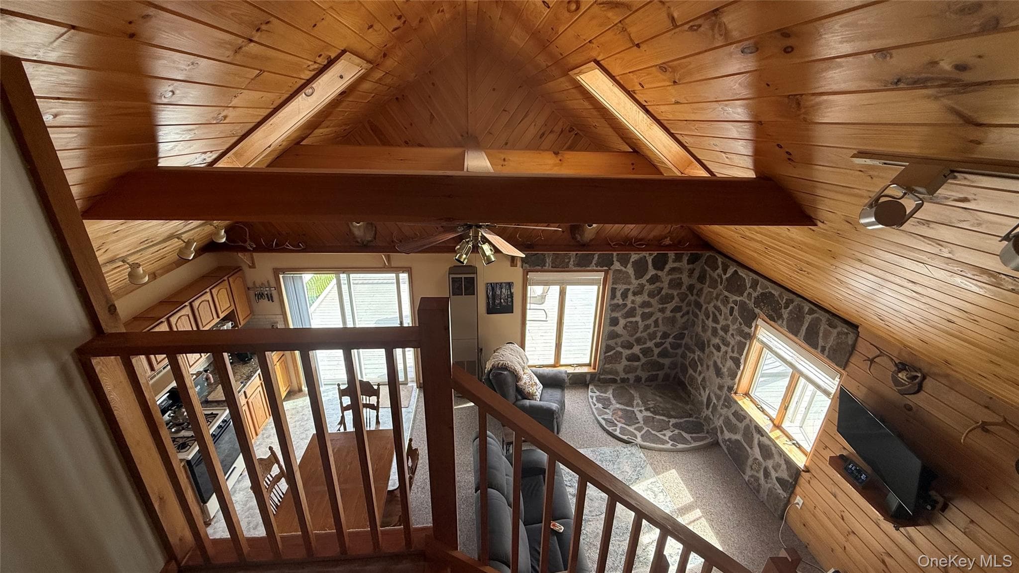 1360 Foote Hollow Road thumbnail 18