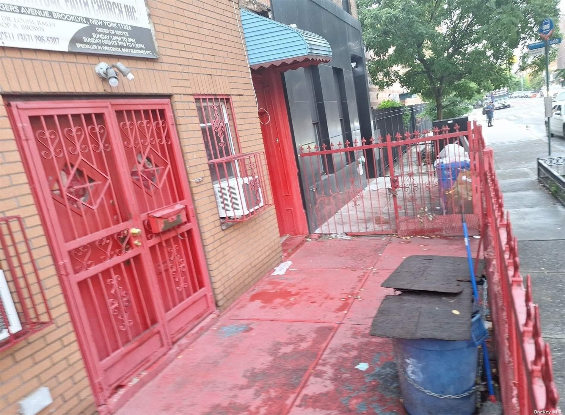 1089 Rogers Avenue thumbnail 3